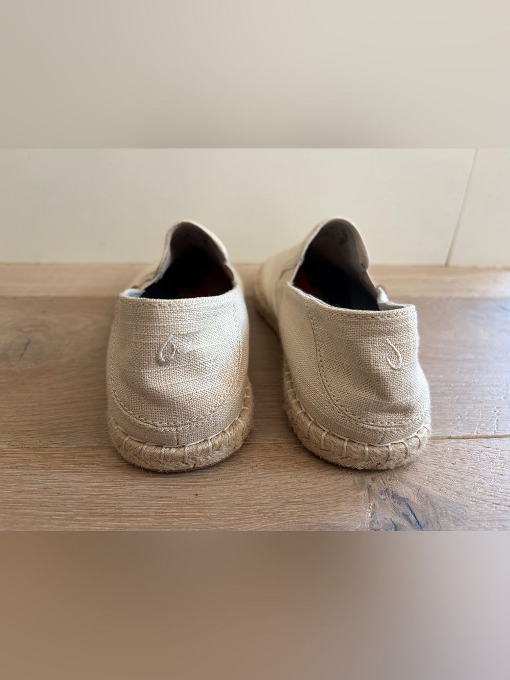 OluKai Kaula Pa'a Kapa espadrille linen slip on comfort -size 8 - Picture 7 of 10